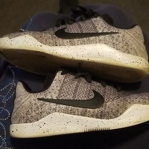 Nike Kobe XI